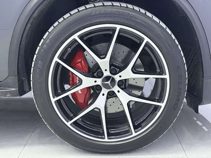 Фото 8 - Mercedes-Benz GLC-Class AMG