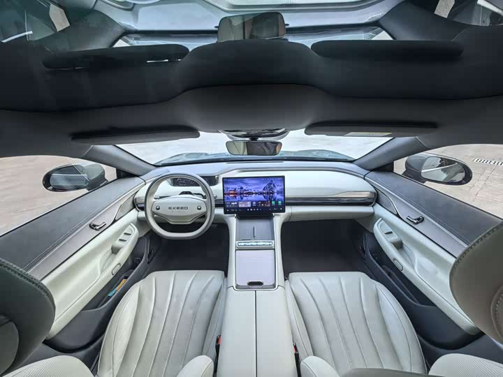 Фото 11 - Exeed Sterra ES