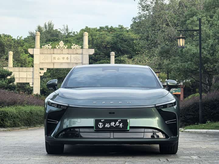 Фото 2 - Exeed Sterra ES