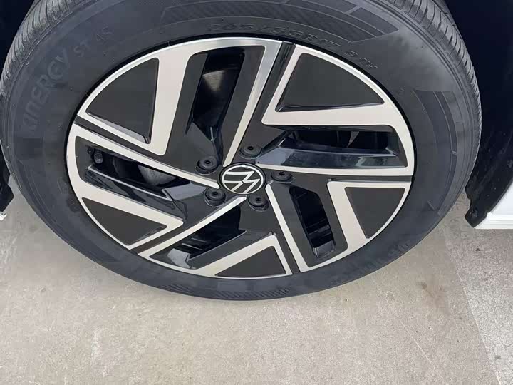 Фото 11 - Volkswagen Sagitar L