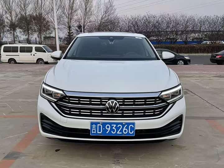 Фото 2 - Volkswagen Sagitar L