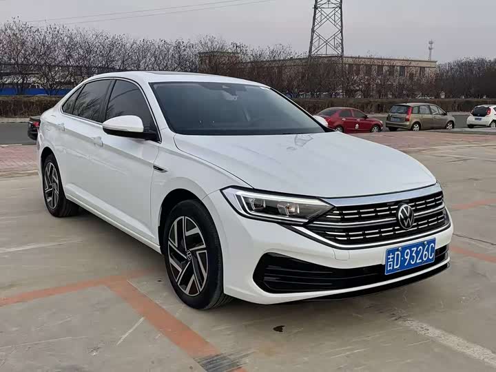 Фото 3 - Volkswagen Sagitar L