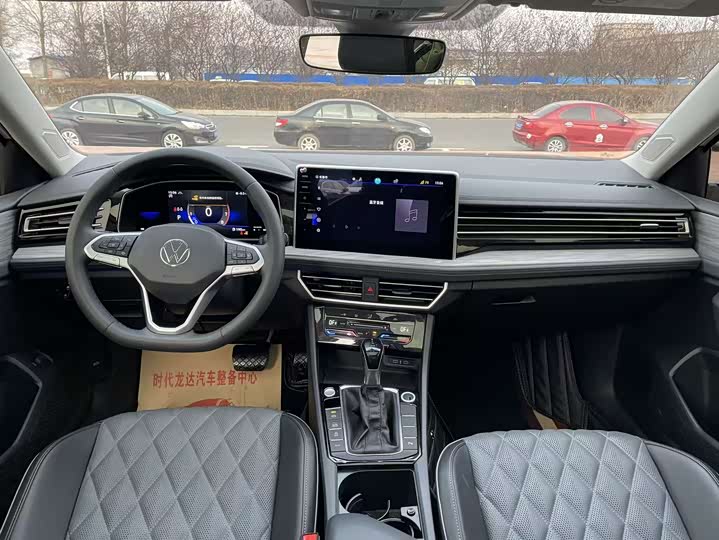 Фото 6 - Volkswagen Sagitar L