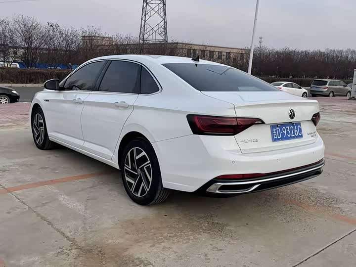 Фото 7 - Volkswagen Sagitar L