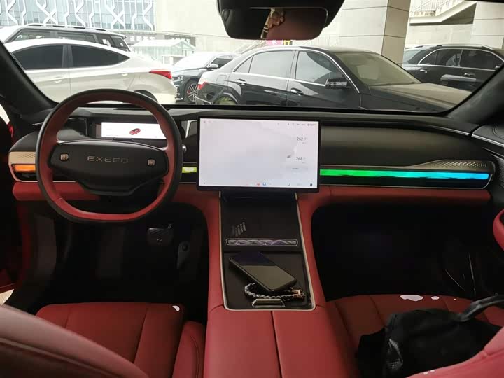 Фото 10 - Exeed Sterra ES