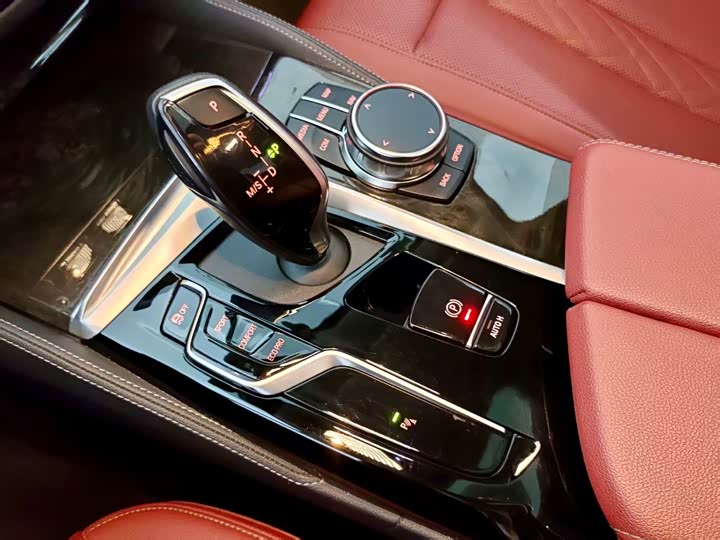 Фото 9 - BMW 5 Series