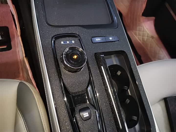 Фото 14 - GAC Aion S Plus