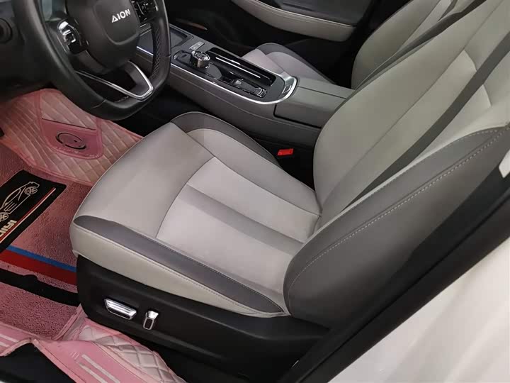 Фото 15 - GAC Aion S Plus