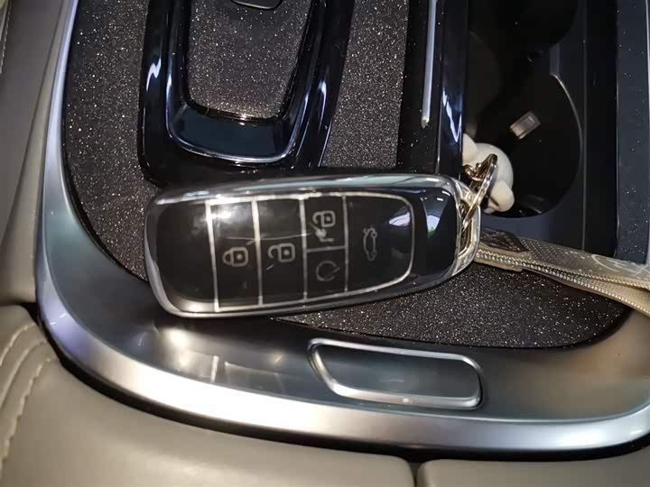 Фото 9 - GAC Aion S Plus