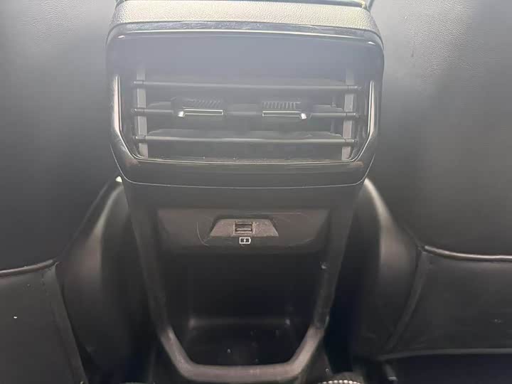 Фото 10 - MG Motor 5 Scorpio