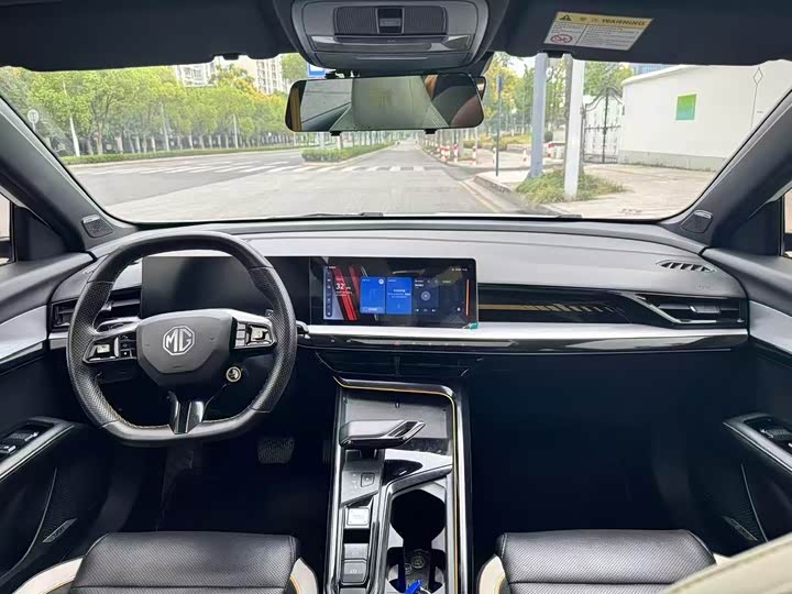 Фото 11 - MG Motor 5 Scorpio