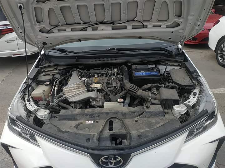 Фото 20 - Toyota Corolla