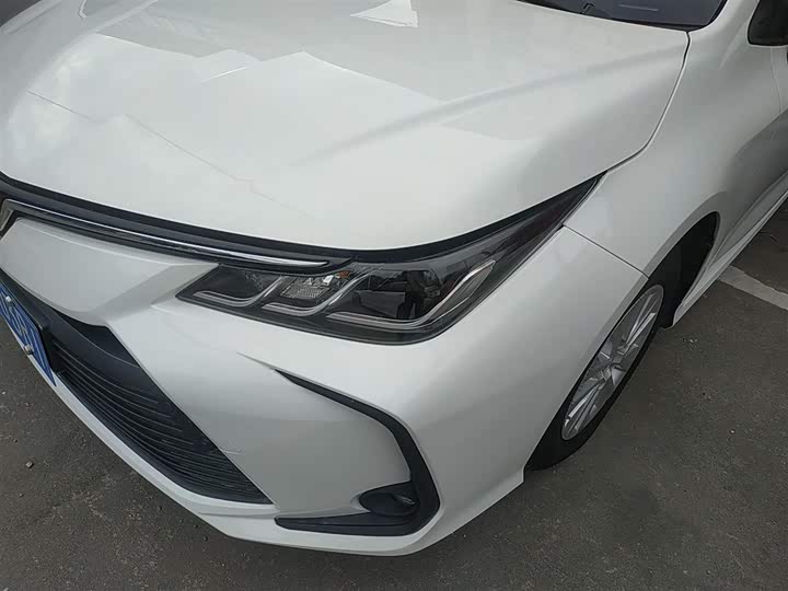 Фото 24 - Toyota Corolla