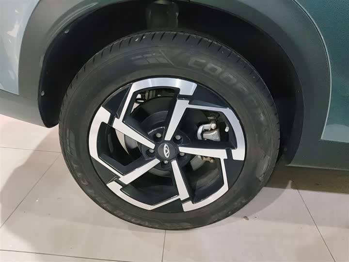 Фото 25 - Chery Jaecoo J7 (Explore 06)