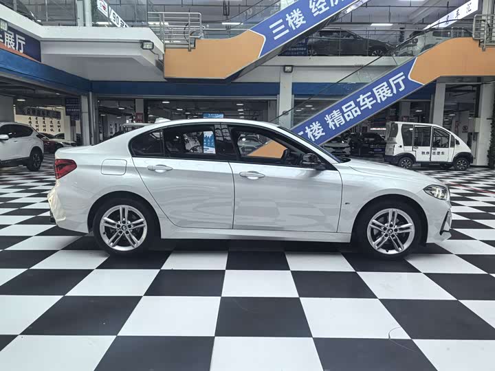 Фото 4 - BMW 1 Series