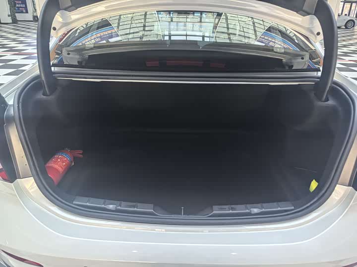 Фото 9 - BMW 1 Series