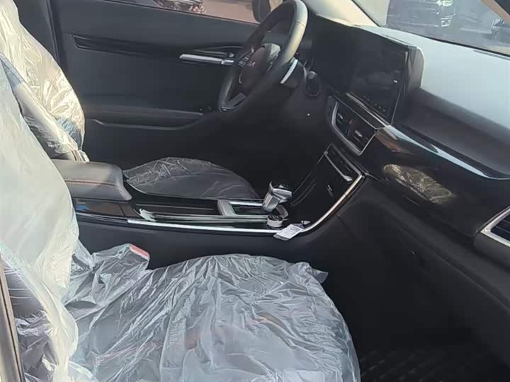 Фото 11 - Kia KX3