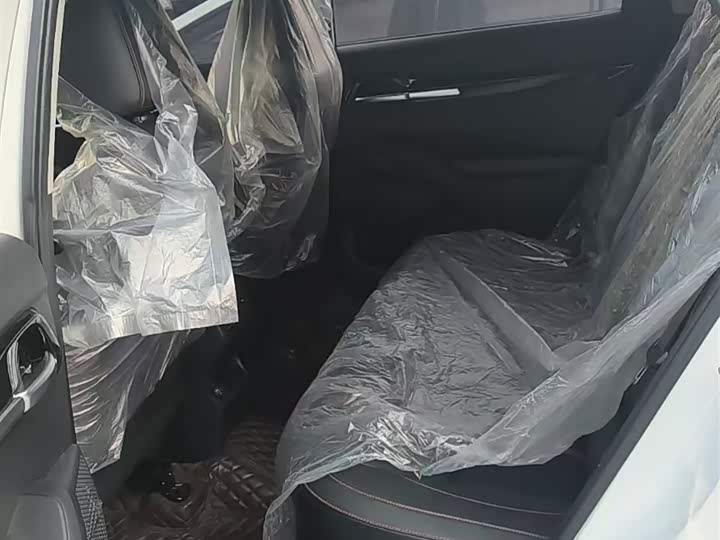 Фото 12 - Kia KX3