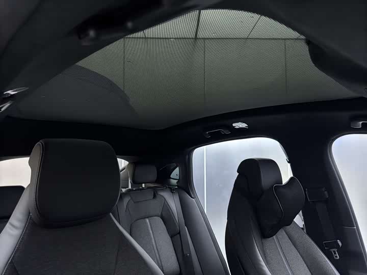 Фото 18 - Nio EC6