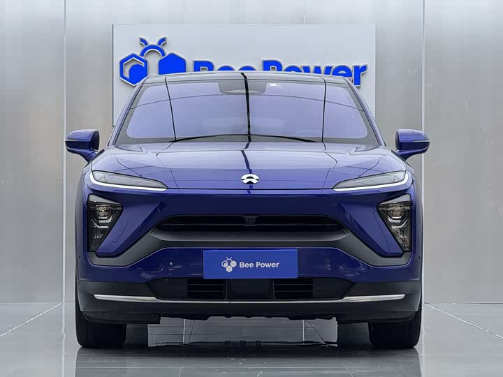 Фото 2 - Nio EC6