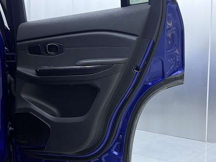 Фото 23 - Nio EC6