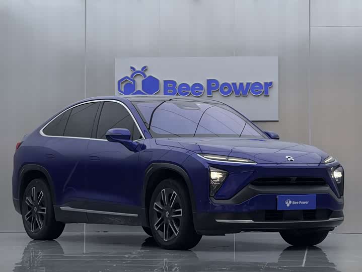 Фото 3 - Nio EC6