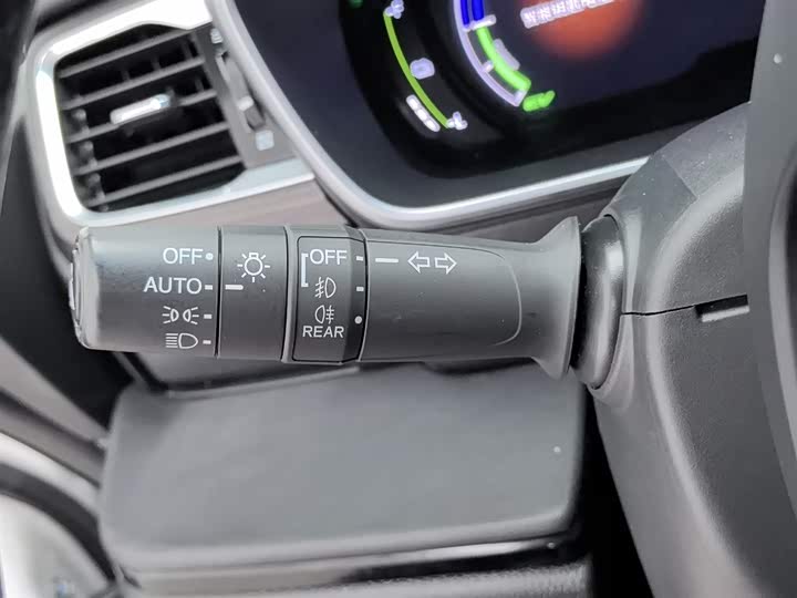 Фото 21 - Honda Elysion