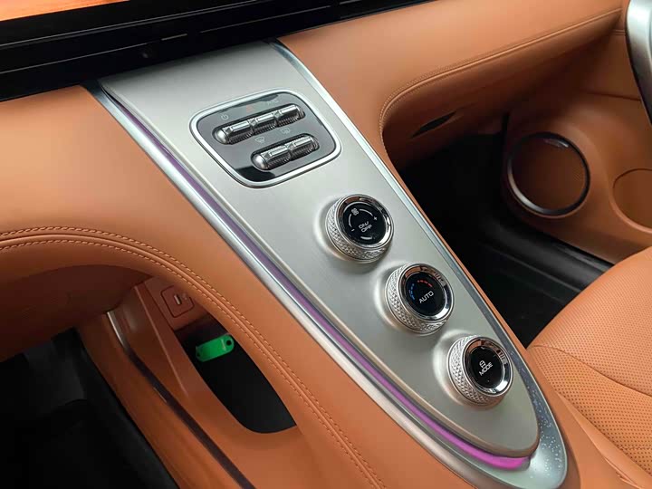 Фото 15 - Ora Lightning Cat (07)