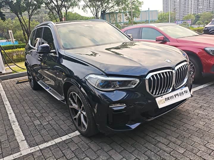 Фото 2 - BMW X5