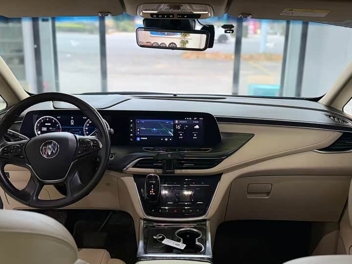 Фото 6 - Buick GL8 ES