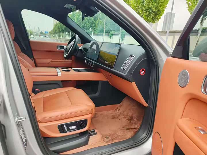 Фото 6 - LiXiang L9