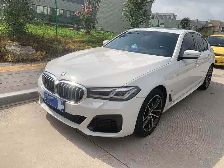 Фото 1 - BMW 5 Series