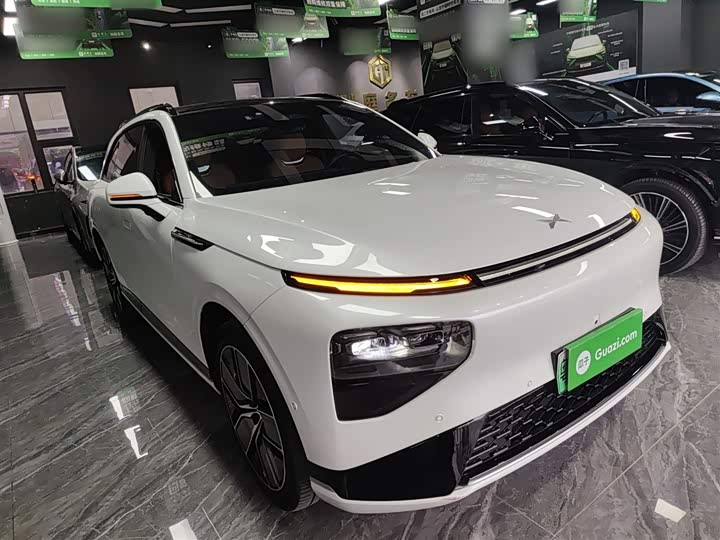 Фото 4 - XPeng G9