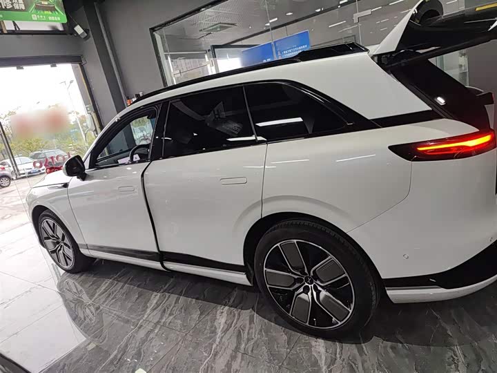 Фото 5 - XPeng G9