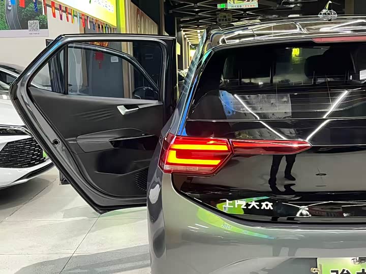 Фото 19 - Volkswagen ID.3