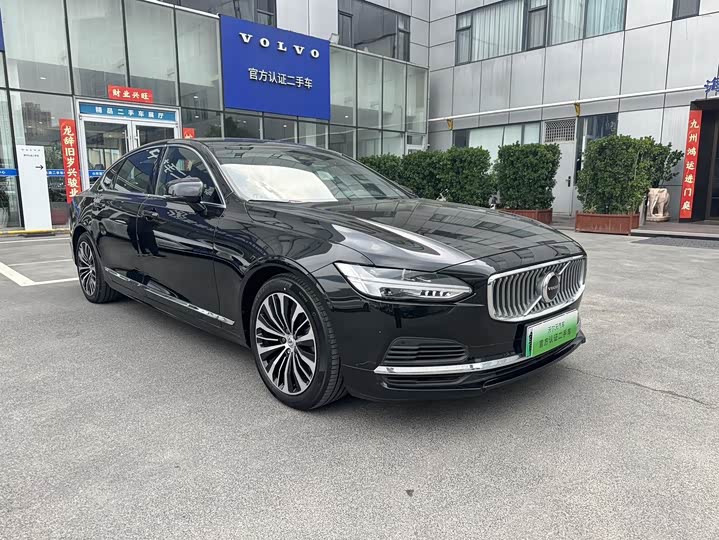 Фото 3 - Volvo S90 Hybrid