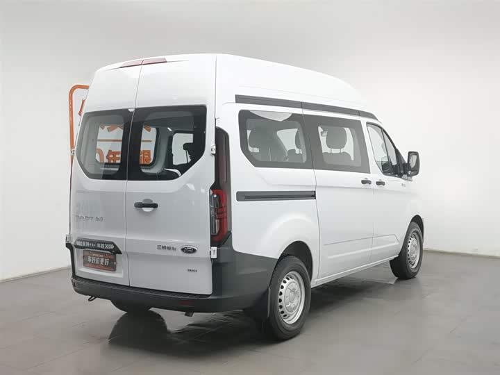 Фото 2 - Ford Transit