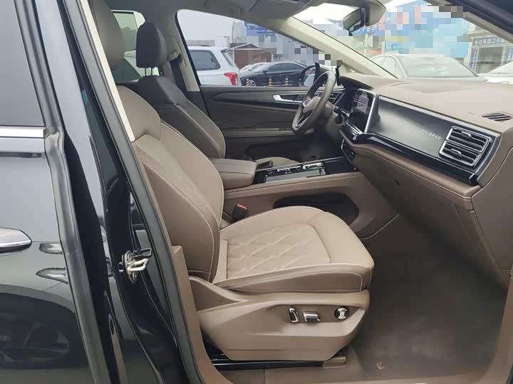 Фото 25 - Volkswagen Viloran