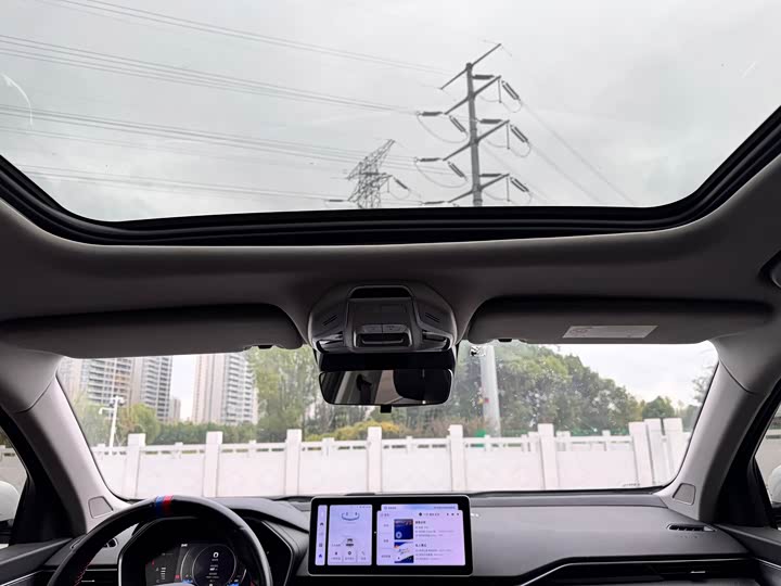 Фото 15 - Geely Preface