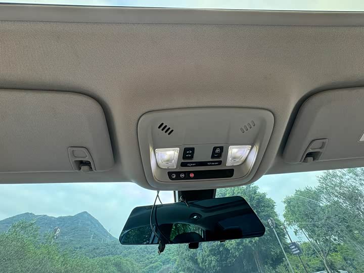 Фото 19 - Chevrolet Malibu XL