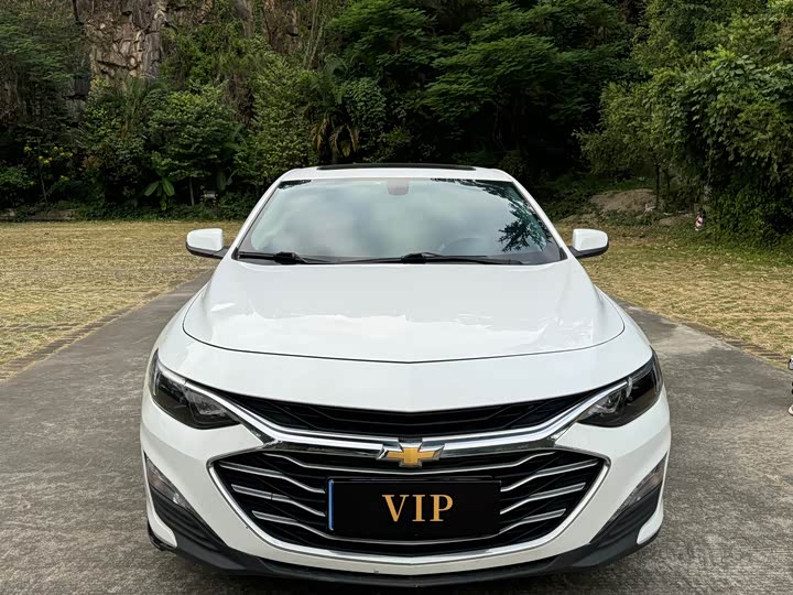 Фото 3 - Chevrolet Malibu XL