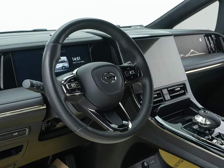 Фото 12 - GAC Trumpchi M8