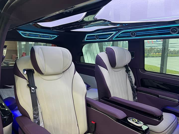 Фото 12 - Mercedes-Benz Vito