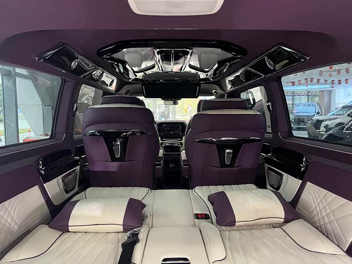 Фото 15 - Mercedes-Benz Vito