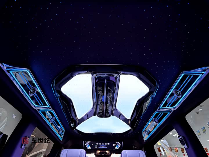 Фото 16 - Mercedes-Benz Vito