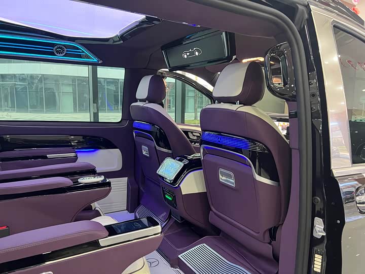 Фото 9 - Mercedes-Benz Vito