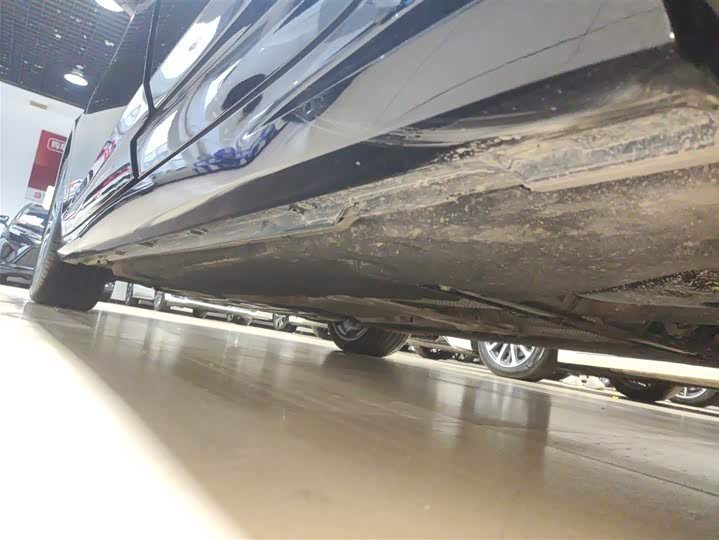 Фото 22 - Audi A6L