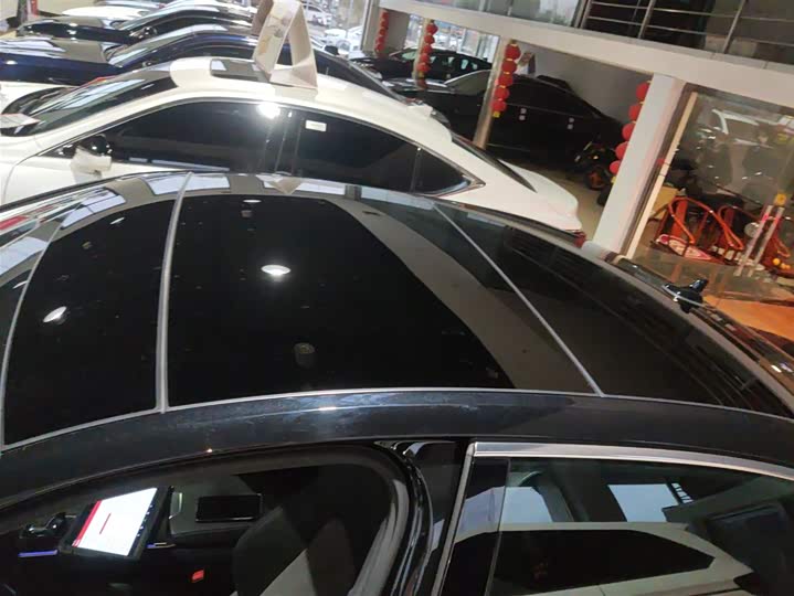 Фото 27 - Audi A6L