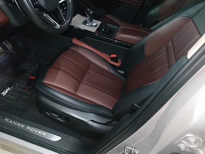 Фото 15 - Land Rover Range Rover Evoque L