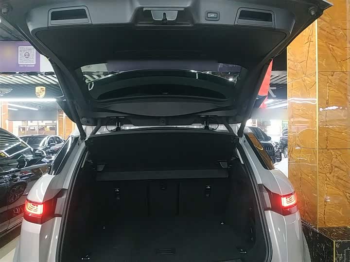 Фото 19 - Land Rover Range Rover Evoque L